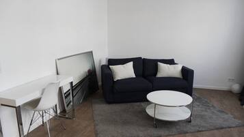 London-Apartment | Badezimmer | Dusche, Haartrockner, Handtücher, Seife