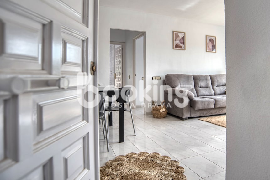 Apartment With Air Conditioning & Big Terrace At 5 Minutes From The Main Beach - Platja d'Aro