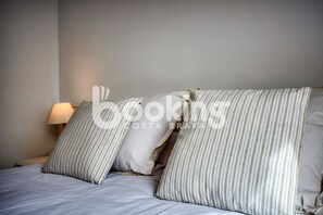 2 Schlafzimmer, Bügeleisen/Bügelbrett, kostenloses WLAN