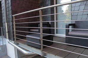 Balcony - Chillinghouse 11 (Siegburg)