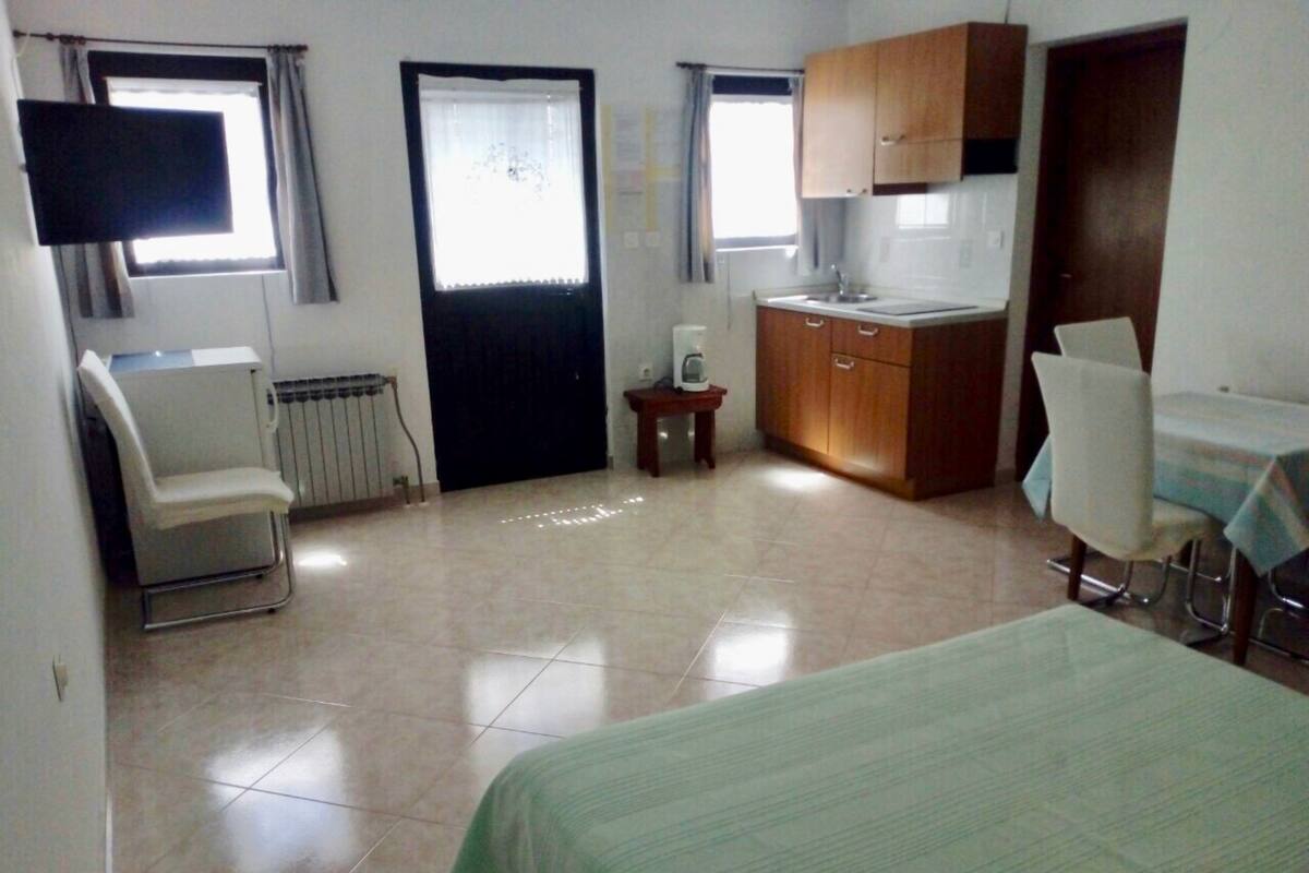 Estudio | 1 habitación, wifi gratis y ropa de cama