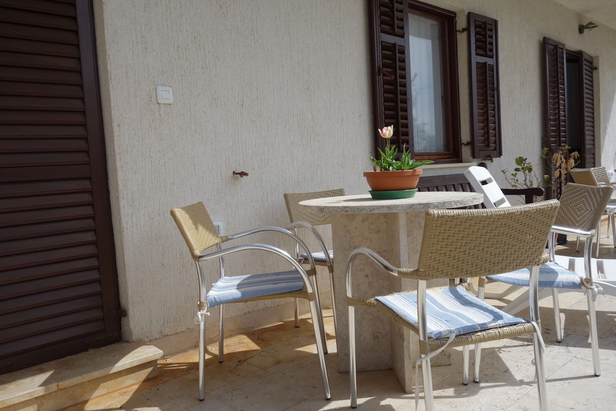 Apartment, 1 Bedroom | WiFi (free), bed sheets