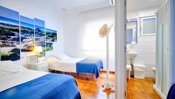 Een minibar, geluiddichte muren, gratis babybedden, gratis wifi