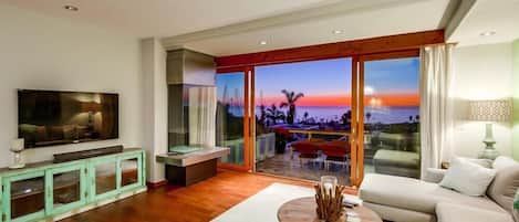 Smart TV y chimenea