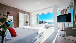 4 bedrooms, in-room safe, desk, iron/ironing board - Ultra-Modern "All White" Luxury Villa / Rooftop / Sea View / Breathtaking Sunset (Can Pep Simó)