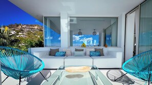 Terrace/patio - Ultra-Modern "All White" Luxury Villa / Rooftop / Sea View / Breathtaking Sunset (Can Pep Simó)
