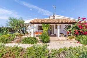 Unclassified image, 3 of 25, button - Coquetish Cottage 50m from Son Serra Beach (Son Serra Marina)