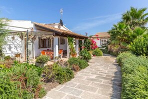 Unclassified image, 5 of 25, button - Coquetish Cottage 50m from Son Serra Beach (Son Serra Marina)
