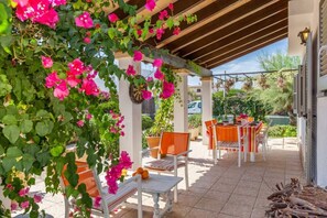 Unclassified image, 2 of 25, button - Coquetish Cottage 50m from Son Serra Beach (Son Serra Marina)