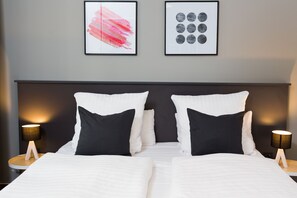 设计公寓 | 3 多间卧室、高档床上用品、客房内保险箱、办公桌