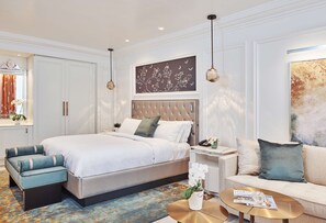 Flat-screen TV, pay films - The Jordan San Gabriel, Curio Collection by Hilton (San Gabriel)