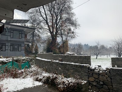 MahaaDev Cottage,Mansari| Homestay | Hostel | Rooms