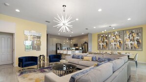 House, Multiple Beds (ST016V: 10 Bed, Treehouse, Harry Pott) | Living room | Flat-screen TV, fireplace, video games, foosball - St016v: 10 Bed, Treehouse, Harry Potter (Davenport)