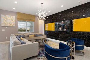 House, Multiple Beds (ST016V: 10 Bed, Treehouse, Harry Pott) | Living room | Flat-screen TV, fireplace, video games, foosball - St016v: 10 Bed, Treehouse, Harry Potter (Davenport)