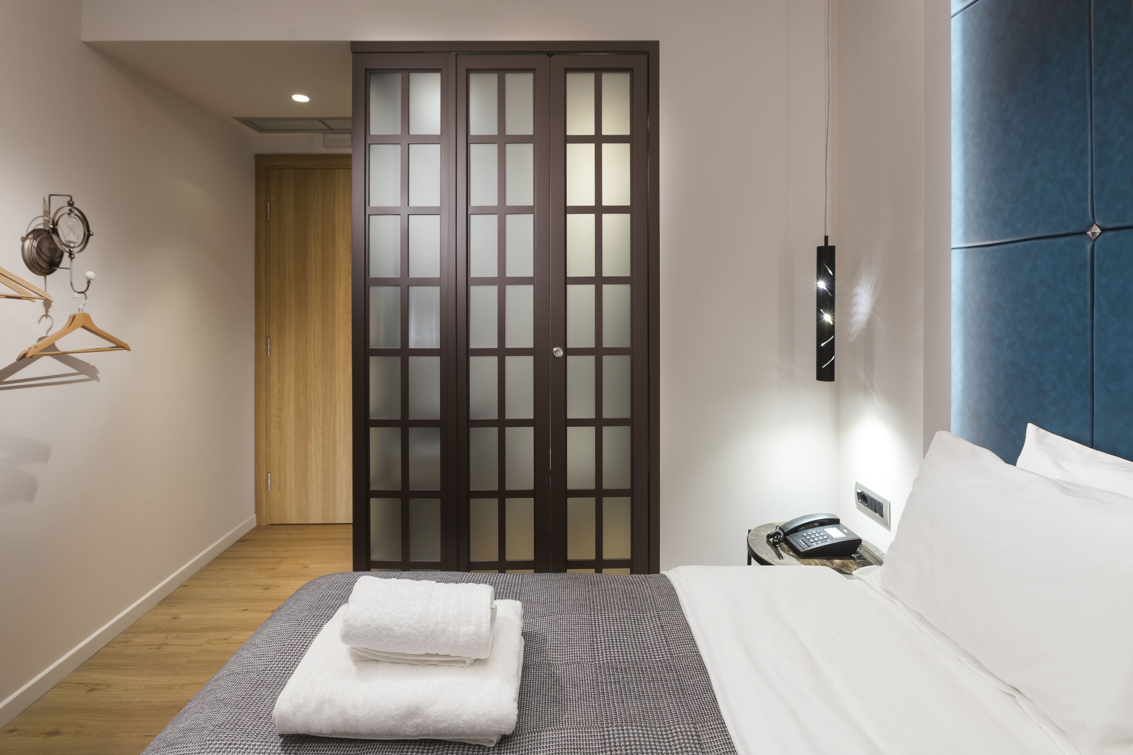 standard double room | 1 bedroom, premium bedding, tempur-pedic beds, in-room safe