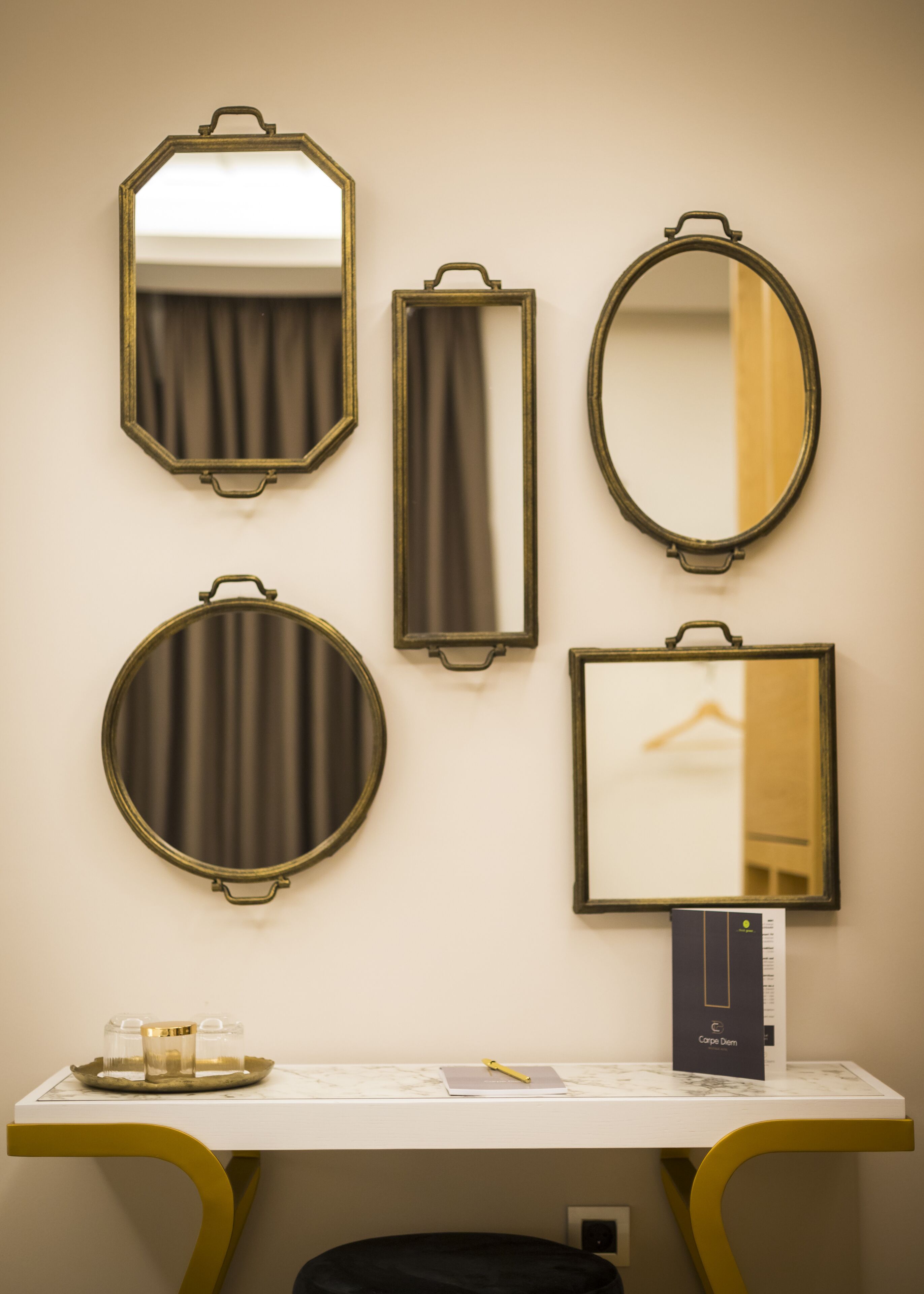 suite | room amenity