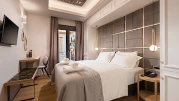 1 bedroom, premium bedding, Tempur-Pedic beds, in-room safe