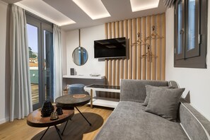 Junior Suite with Hammam (Panoramic City View) | Vista desde la habitación