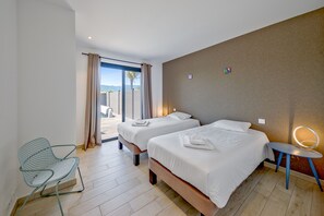 Biệt thự, 3 phòng ngủ, hồ bơi riêng | Trang trí khác biệt, trang bị nội thất với thiết kế riêng biệt 