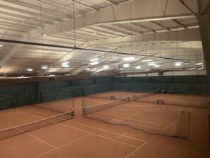 Sport court - Have access to Crystal Springs resort and country club and use of $25mm spa (Vernon)