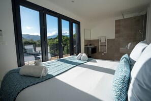 Soundproofing, free cots/infant beds, free WiFi, bed sheets - Résidence Pierre & Vacances Premium Les Terrasses d'Arsella (Lecci)