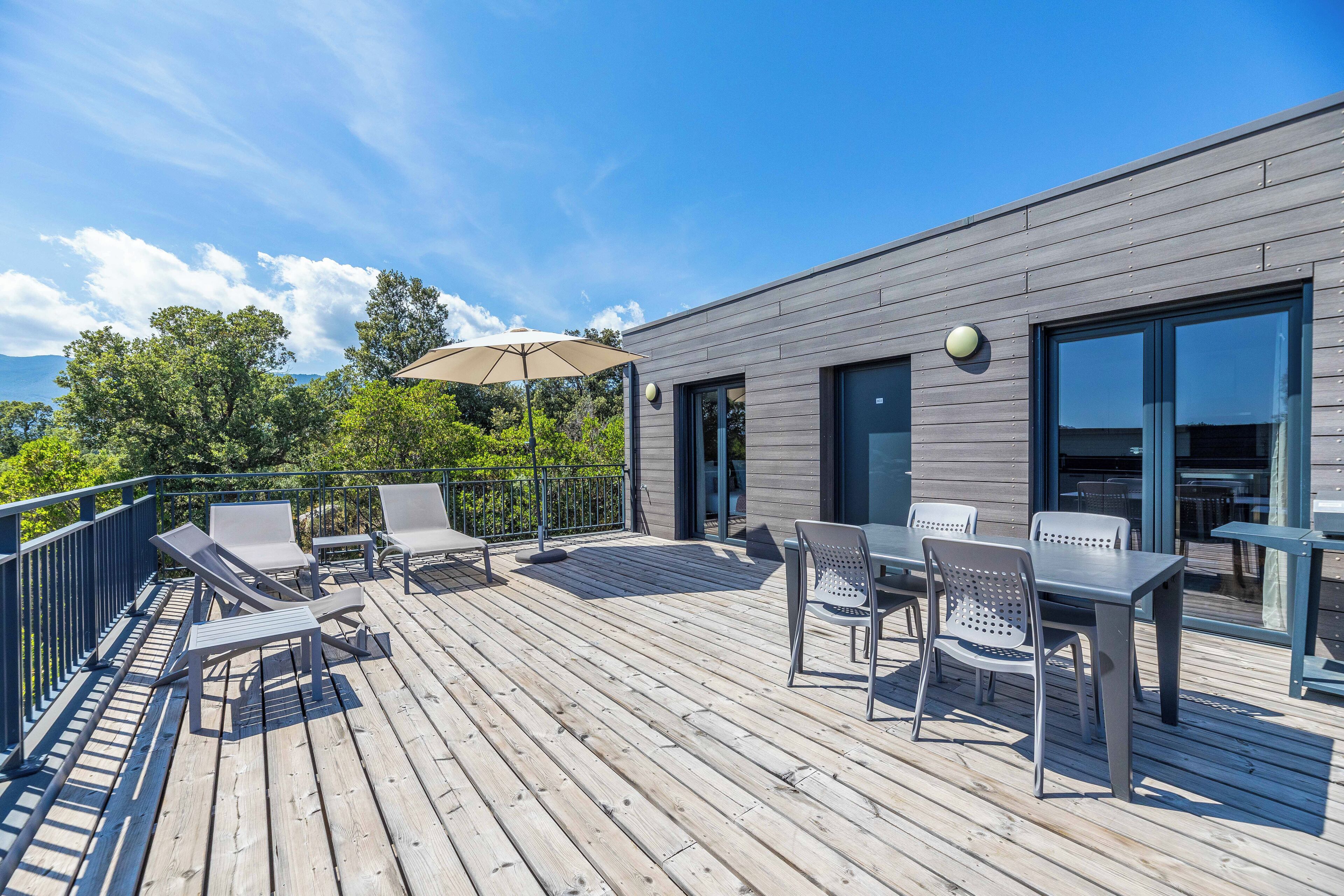 Apartment - 4 people - 1 bedroom - Air conditioned - Large terrace - open view | Terrace/patio