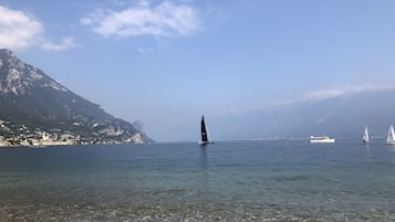 Am Strand, Liegestühle