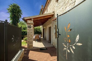 House | Exterior - Casa Nadija (Kastelir-Labinci)