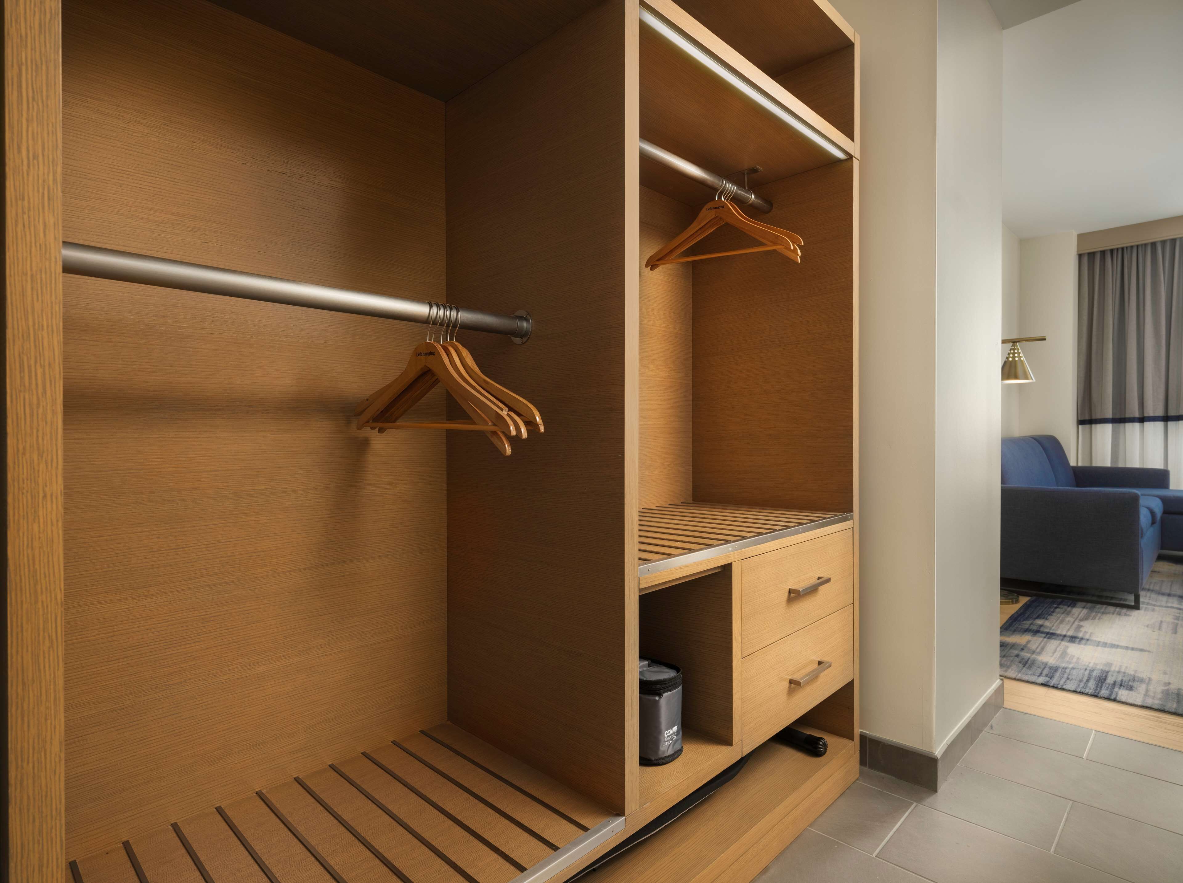 55-inch lcd tv with cable channels, tv