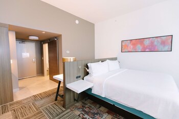 In-room safe, desk, laptop workspace, free WiFi at Hilton Garden Inn Winter Park