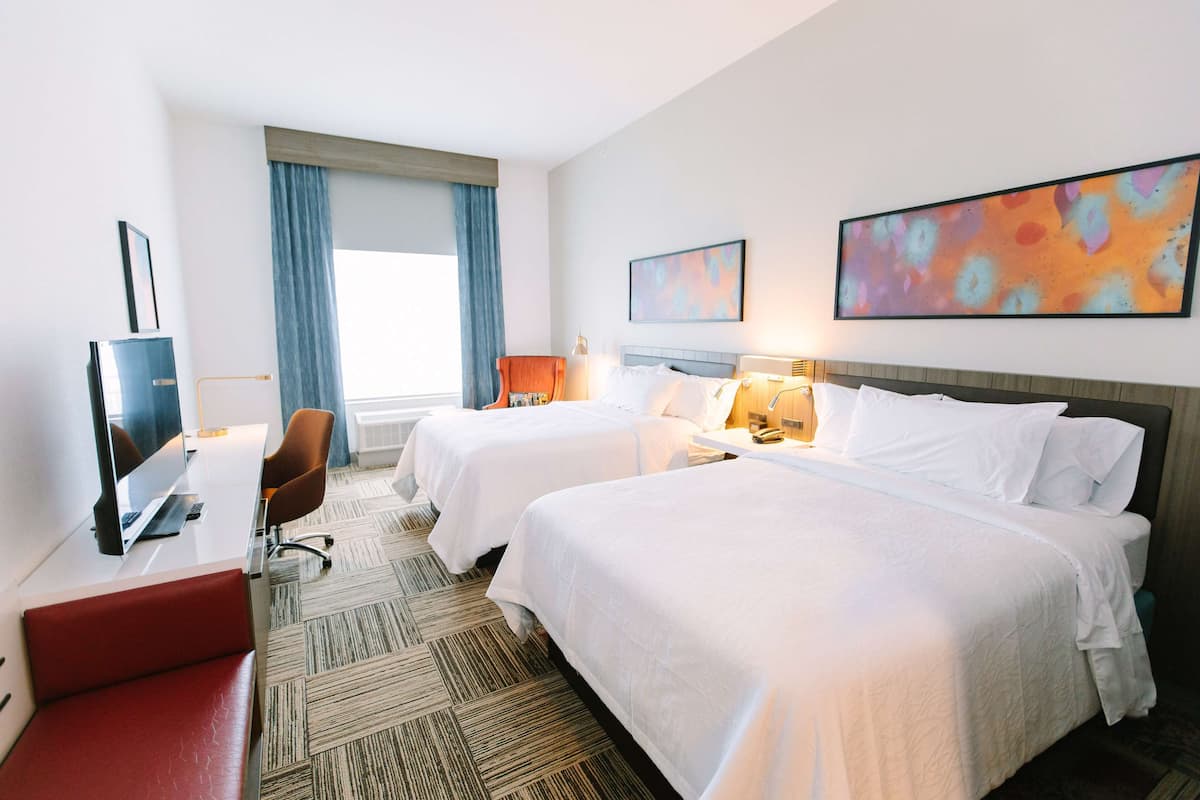 In-room safe, desk, laptop workspace, free WiFi