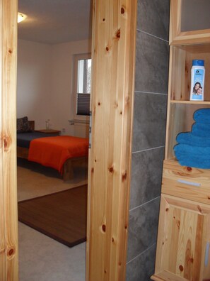 1 habitación y ropa de cama 