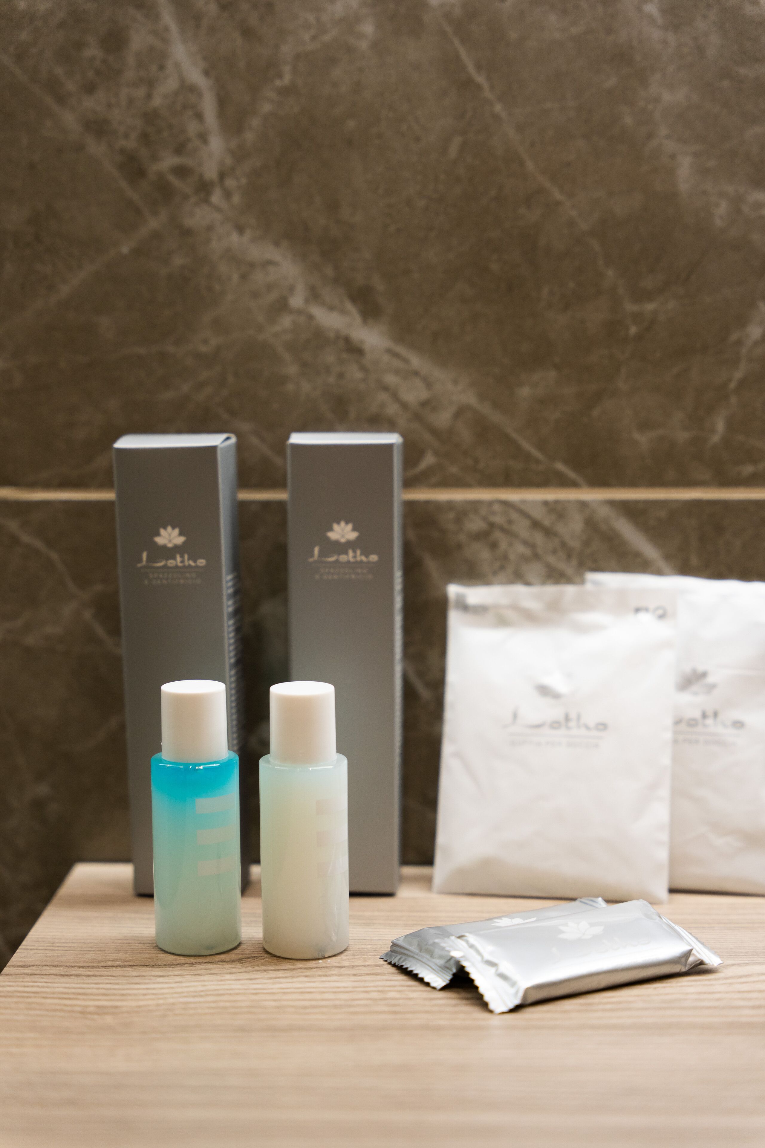 double room | bathroom amenities | shower, rainfall showerhead, free toiletries, hair dryer