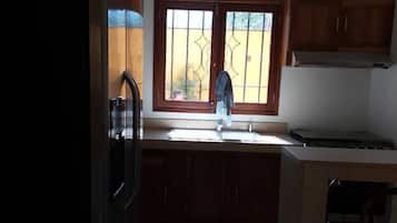 Fridge, microwave, oven, coffee/tea maker