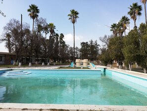Piscina a l'aire lliure 
