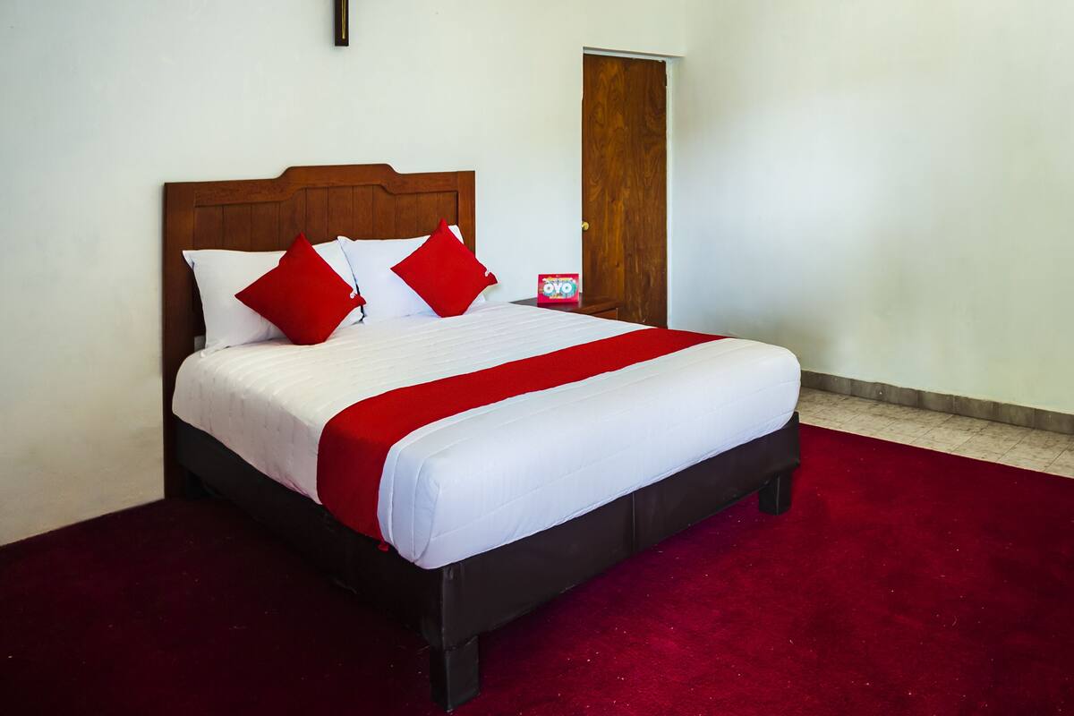 Family Room | WiFi (free), bed sheets