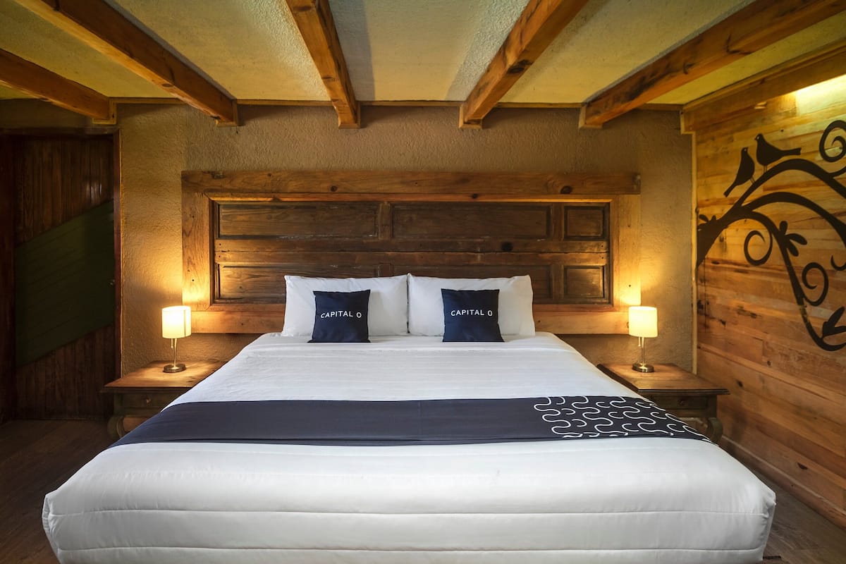 deluxe double room | 1 bedroom, free wifi, bed sheets