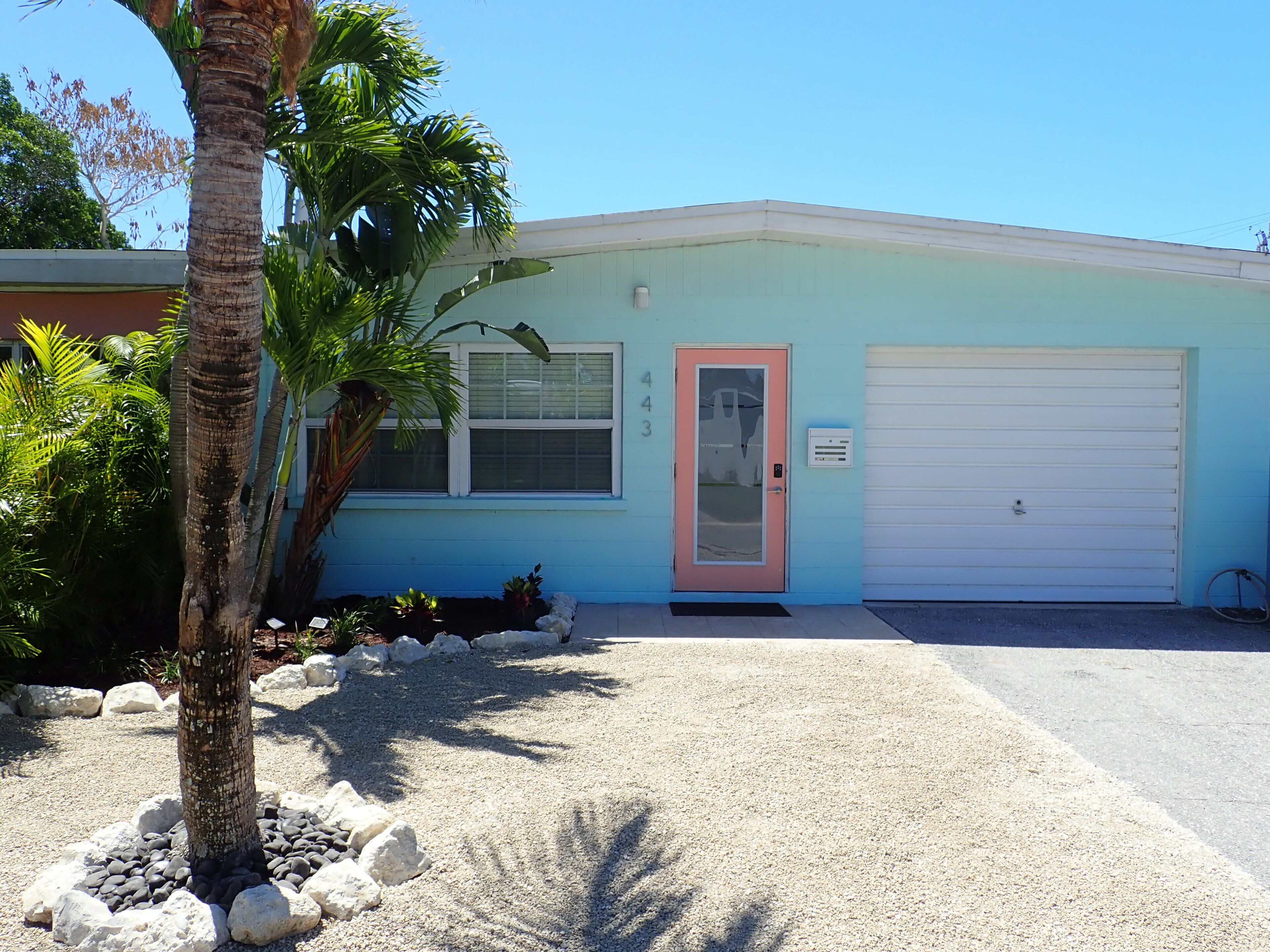 Holmes Beach- Fall Sale! The Palms, AMI- 2BR/2BA vrc 000075