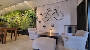 TV LED 32 polegadas com canais a cabo