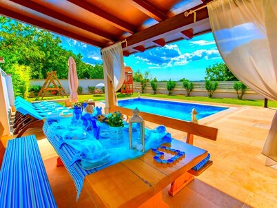 villa de ensueño con piscina