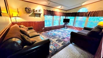 Smart TV, DVD player