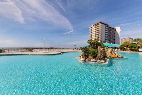 Stunning oceanfront 2 bedroom 2 bath condo at Edgewater Tower 1 Sleeps 8