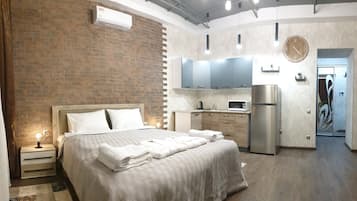 1 bedroom, premium bedding, in-room safe, iron/ironing board
