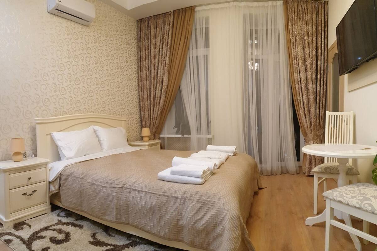 Doppia Luxury, balcone | 1 camera, biancheria da letto di alta qualità, una cassaforte in camera