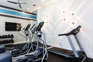 Fitness facility - W318: 9 Bed, Avengers, Aladdin, Superhero Arcade (Kissimmee)