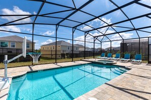 House, Multiple Beds (SR012V: 8 Bed, Pandora, Dinosaur Fun,)