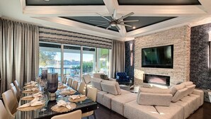 House, Multiple Beds (W002: 6 Bed, Minions, Iron Man, 3rd F) - W002: 6 Bed, Minions, Iron Man, 3rd Floor Suite (Kissimmee)