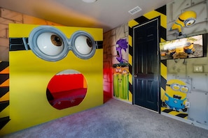 Ferienhaus, Mehrere Betten (SR010V: 9 Bed, Dinosaurs, Minions, Po) | Kinderbereich