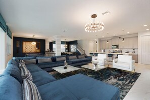 House, Multiple Beds (SR010V: 9 Bed, Dinosaurs, Minions, Po) | Living room | TV, foosball