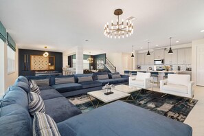 House, Multiple Beds (SR019V: 8 Bed, Social Media, Minions,) | Living room | TV, foosball